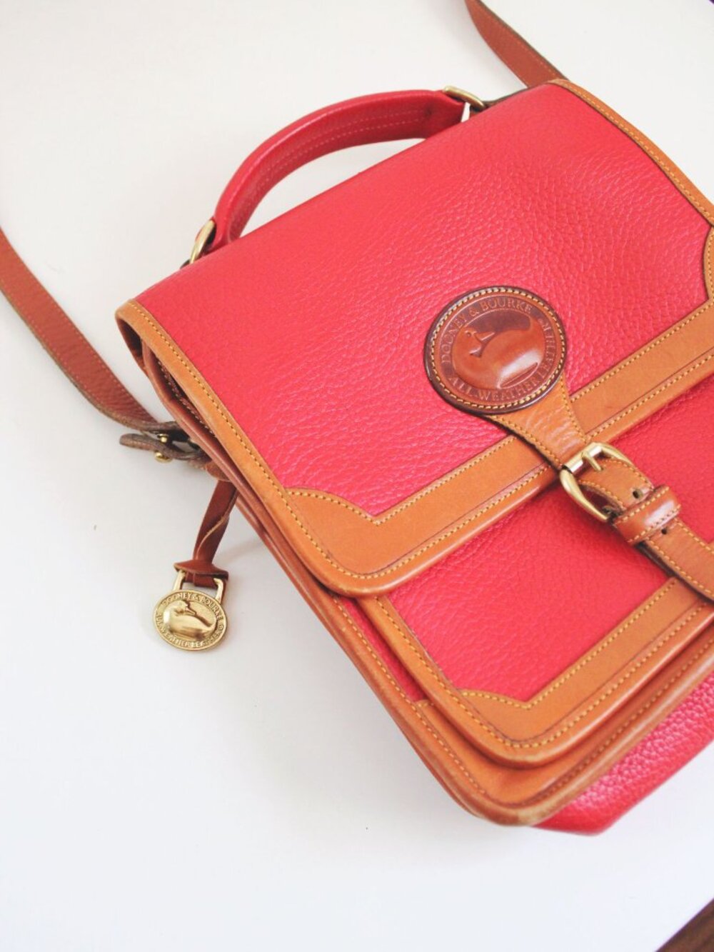 Dooney & Bourke Red & Tan Leather Vintage Crossbody Satchel Handbag With Adjusta - Picture 5 of 9